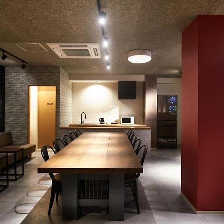 Shinsaibashi House Hotel Осака Екстериор снимка